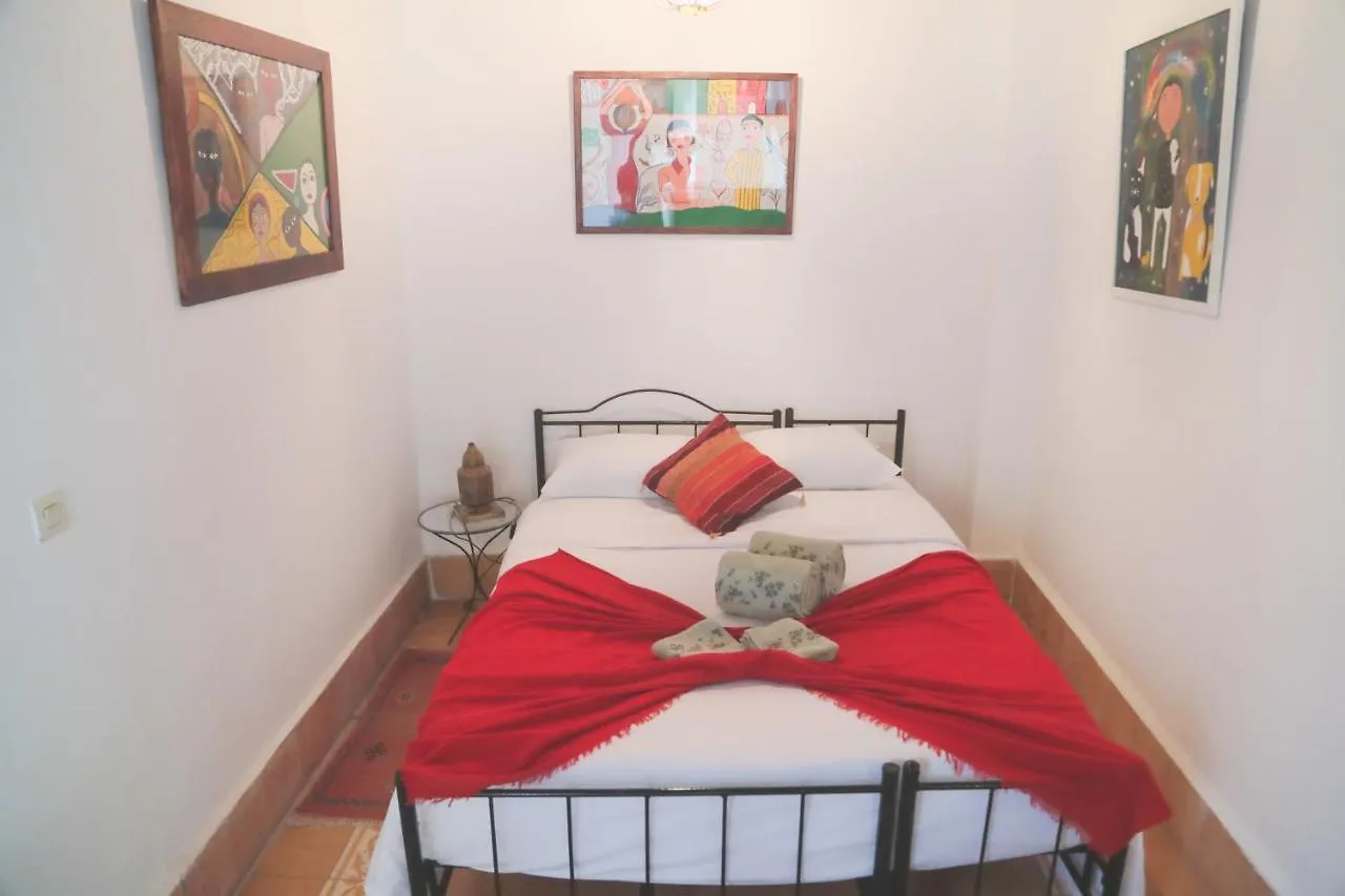Riad Dar Afram Esauira Hostal